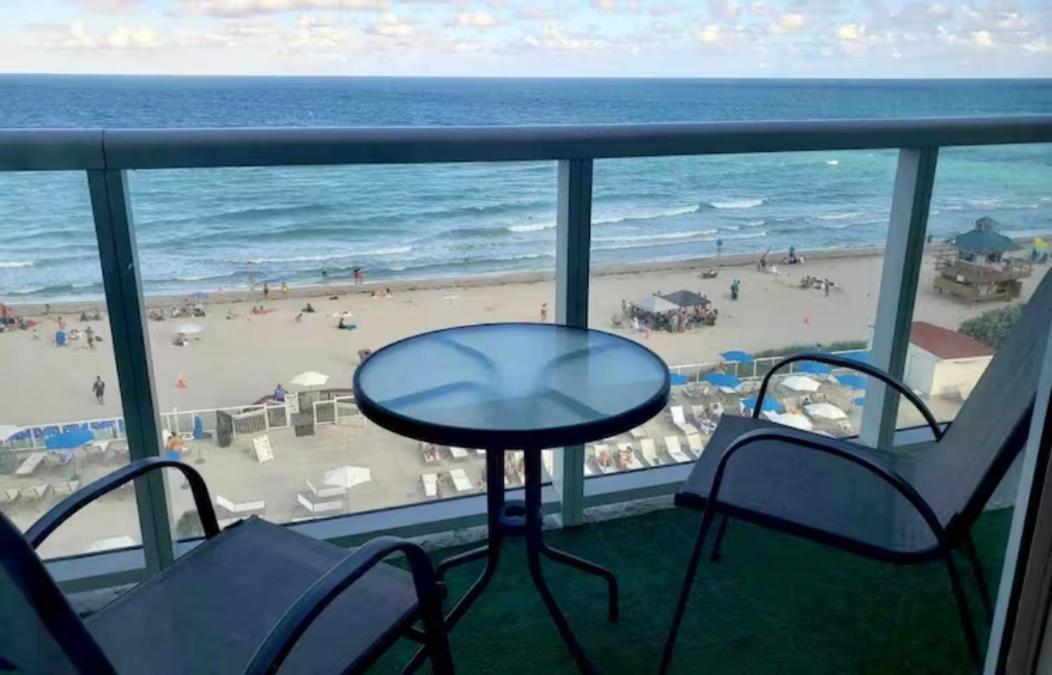 Apartament Oceanfront With Balcony Sunny Isles - Spectacular! Miami Beach Zewnętrze zdjęcie