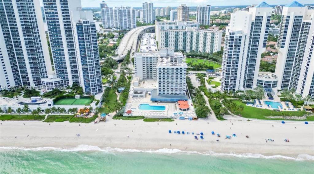 Apartament Oceanfront With Balcony Sunny Isles - Spectacular! Miami Beach Zewnętrze zdjęcie