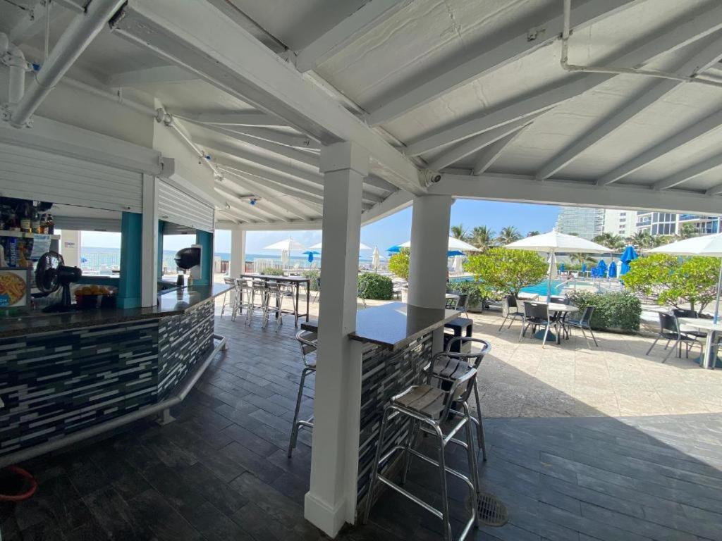 Apartament Oceanfront With Balcony Sunny Isles - Spectacular! Miami Beach Zewnętrze zdjęcie